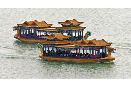 Khám Phá Bắc Kinh Cổ Kính & Hiện Đại: Tour Cần Thơ - Bắc Kinh Mono (4N4Đ)